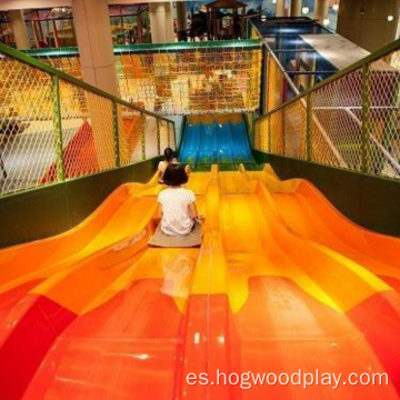 Parque infantil Toboganes Interior Niños Adultos